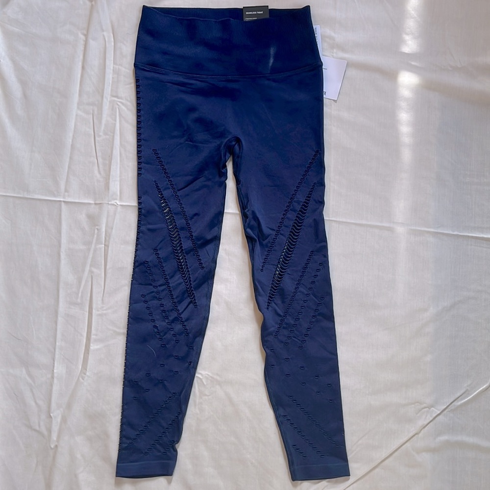 Victoria’s Secret - Victoria Sport High Rise Tight/Legging